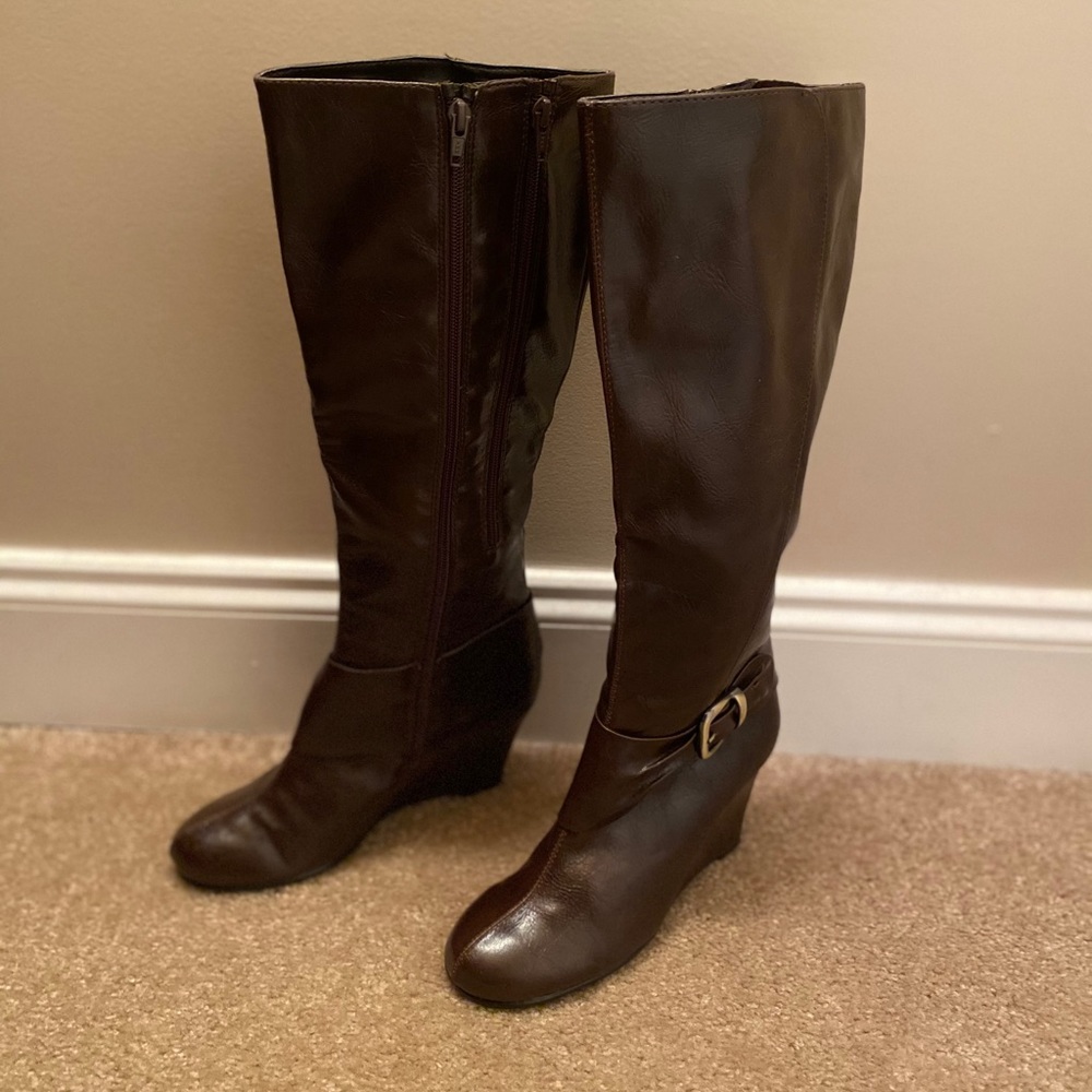 WM Knee boots NWOT - Picture 1 of 4